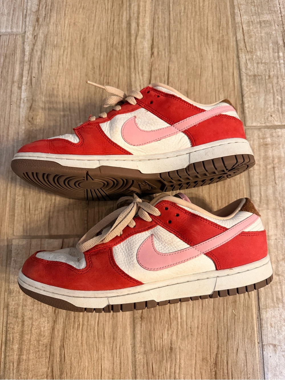 Women’s Nike Dunks—pink and Red